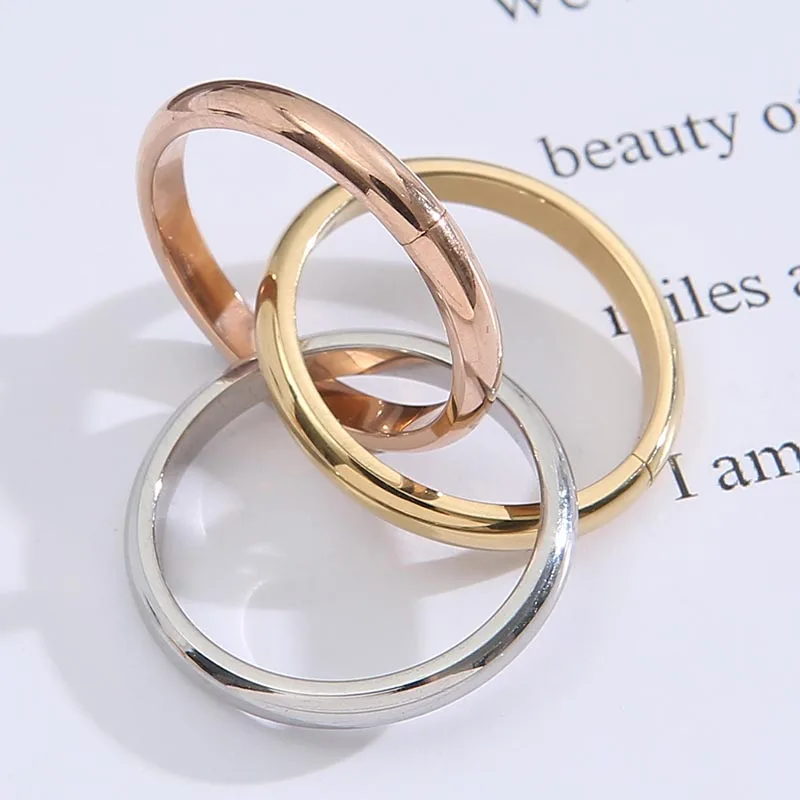 

Exquisite Interlocked Circle Eternity Love Promise Rings for Women Stainless Steel Statement Wedding Band Party Birthday Gift AA