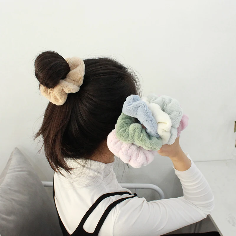 

NO.ONEPAUL New Headdress Scrunchie Elastic Multicolor Band Ponytail Cute Plush Large Lntestine Tie Girls Mori Hair Accessories