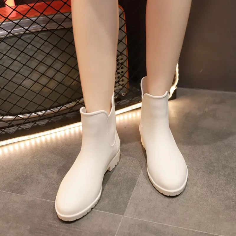 

Новинка; Ботинки «Martin» женские резиновые сапоги без пятки средней длины; Водонепроницаемая обувь; Мартинсы резиновые сапоги Нескользящие М...