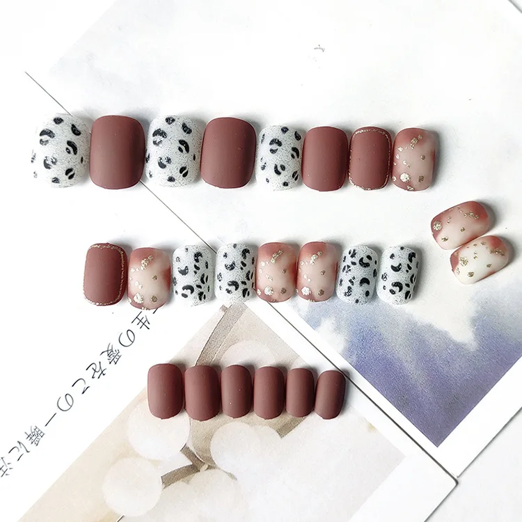 

24pcs Dark Brown Nail Patch Glue Type Removable Short Paragraph Fashion Manicure Save Time False Nail Patch SOYW889
