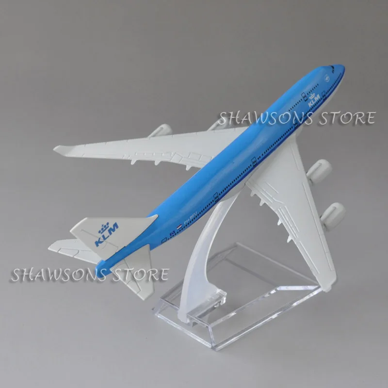 Литая металлическая Игрушечная модель самолета 1:440 Боинг 747 400 KLM миниатюрная