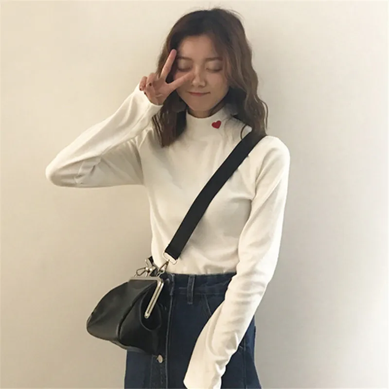 Корейская осенне-зимняя женская футболка с вышивкой в виде сердца Модная Тонкая