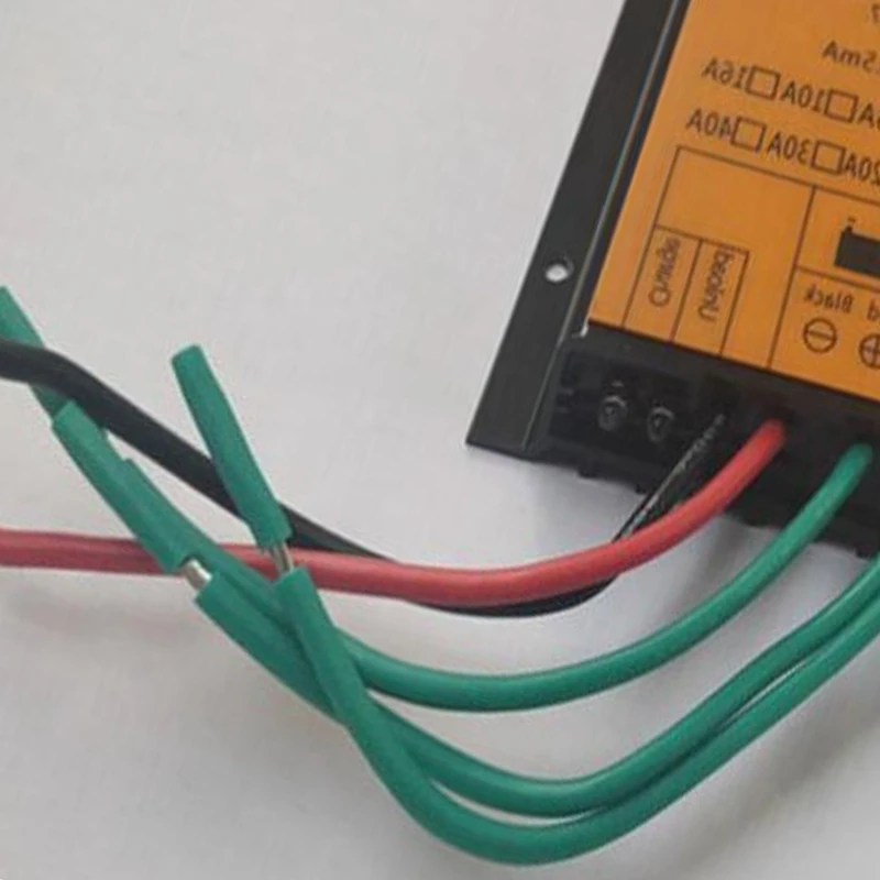 

MPPT Wind Turbine Generator Charge Controller 800W 12 / 24V Automatic MPPT Waterproof LED Overvoltage Protection