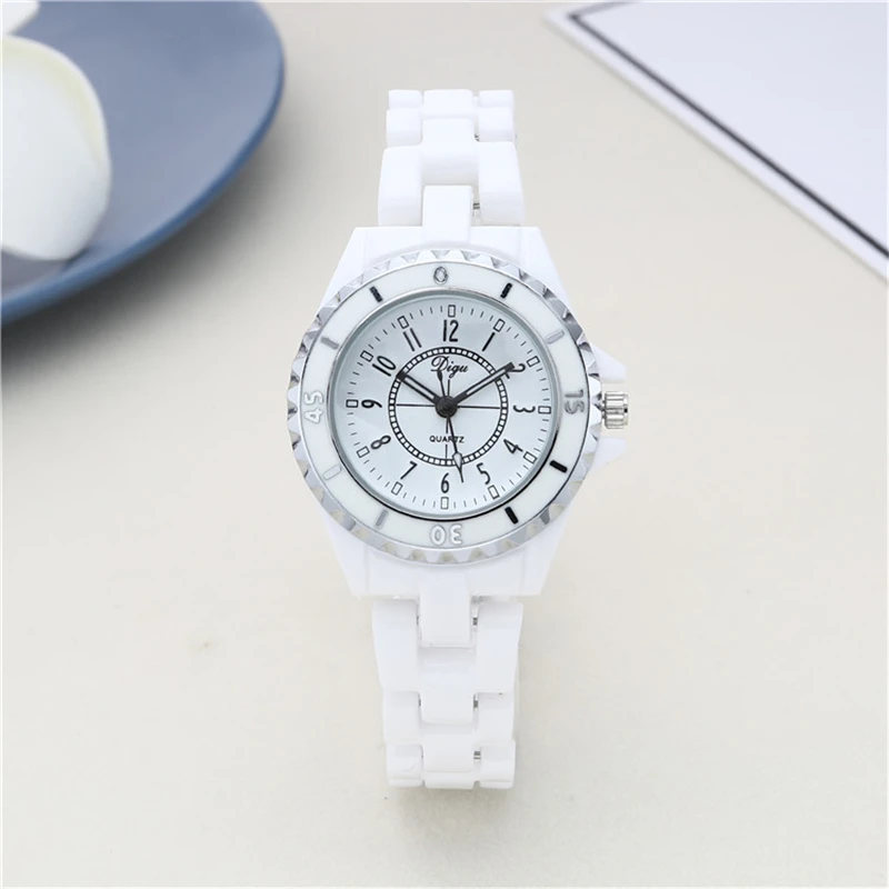 Часы наручные женские кварцевые с керамическим ремешком брендовые модные