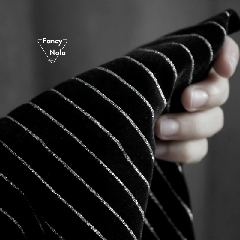 Бархатное матовое бархатное платье в черную полоску из корейской велюровой