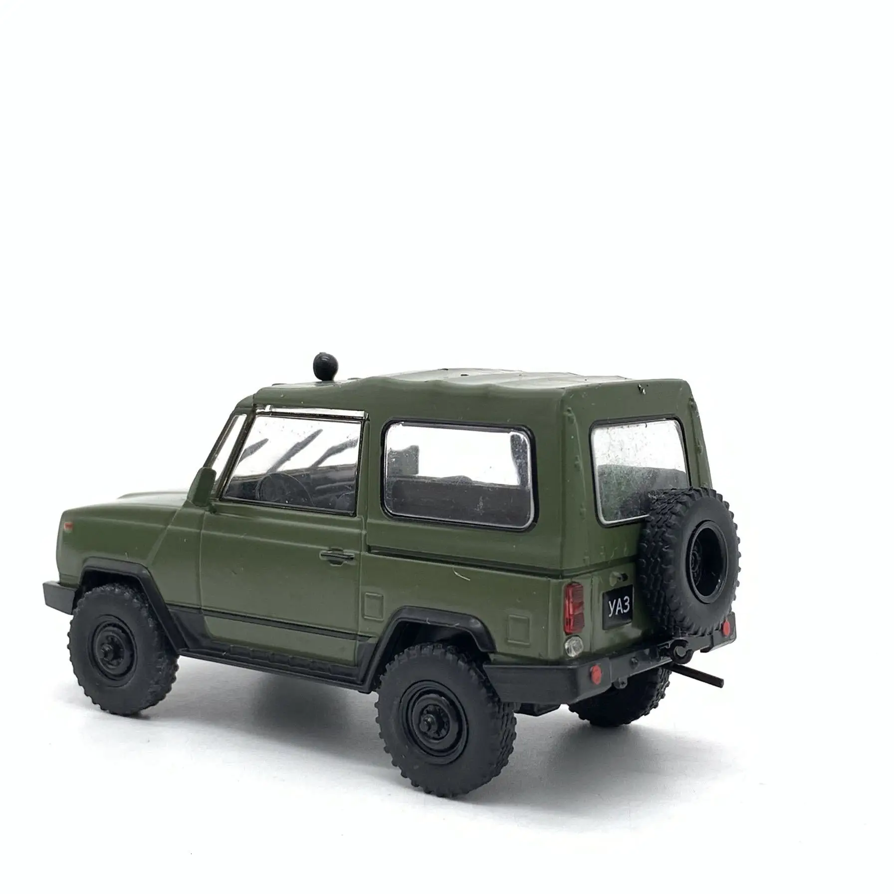 Редкий новый по специальной цене литого металла 1/43 советского Off-модель