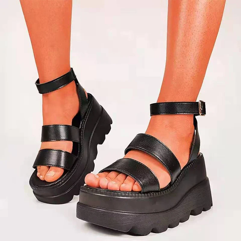 Сандалии GRITION женские на платформе и высоком каблуке босоножки в готическом