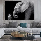 Настенная картина с изображением животного и слона