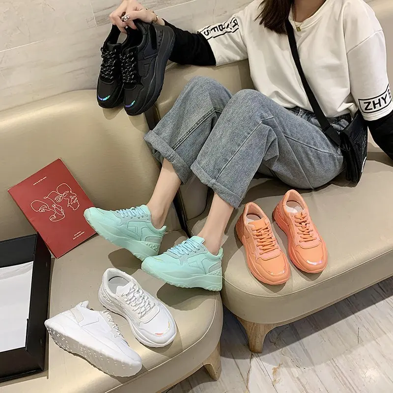 

Thick Sole Lace Up Casual Shoes Woman Leather Sports Vulcanize Shoes Female Dropshipping Women Autumn Fashion Platform Sneakers