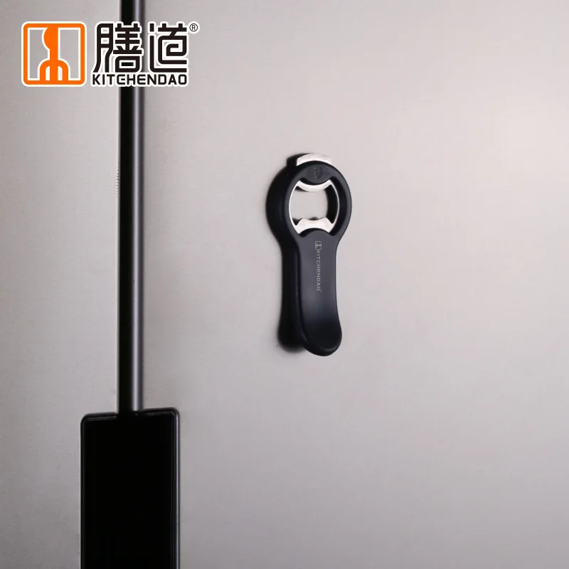 Открывалка для бутылок с магнитной крышкой 2 в 1 прикрепленная к холодильнику