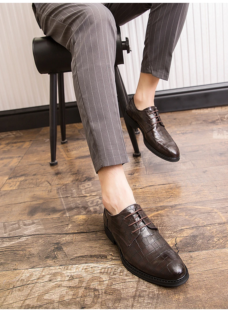 Men Dress Shoes Wedding Oxford Shoes Lace-Up high quality business Casual Shoes Mens Formal Shoes Flats Party Office Shoes 38-47