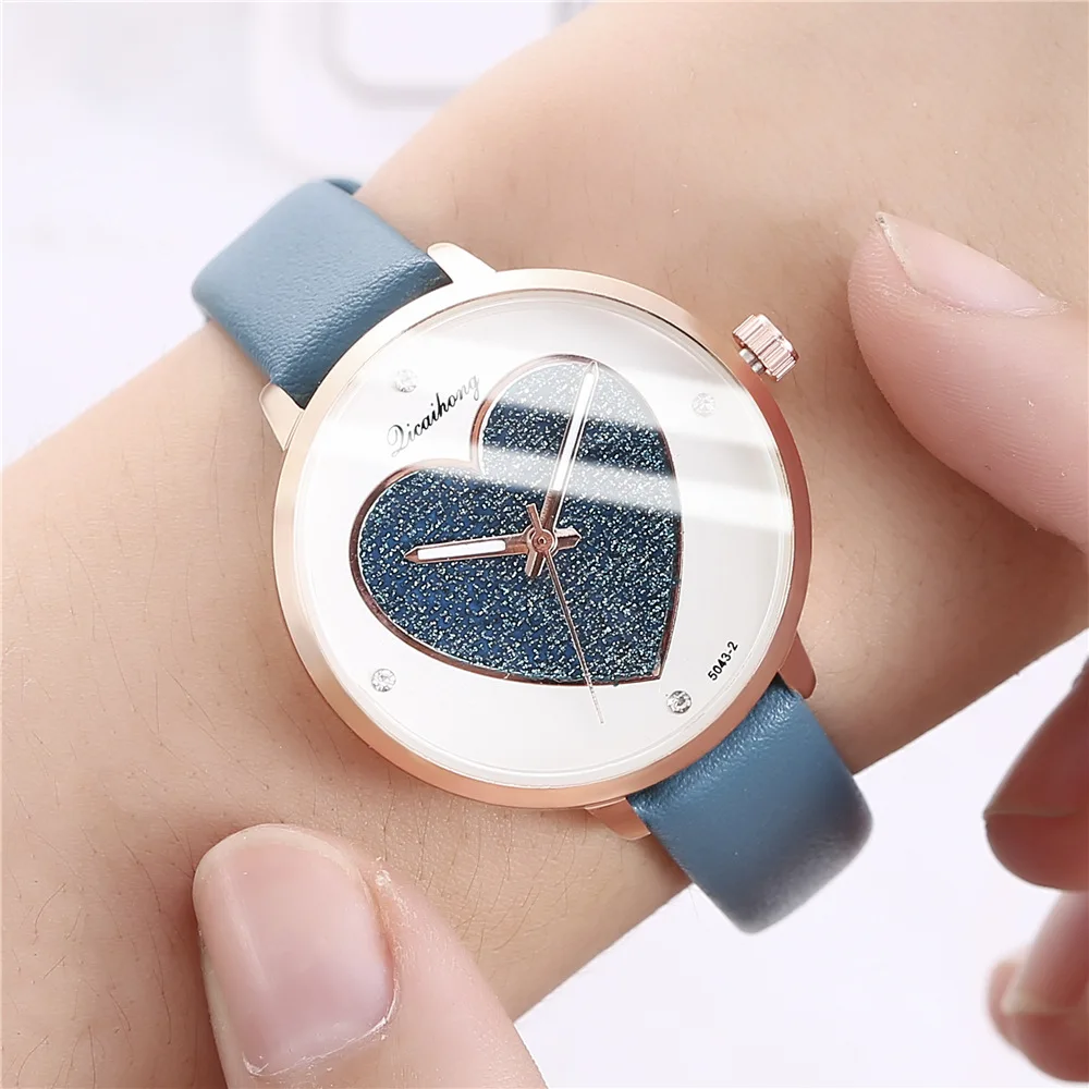 

Korean version leisure little fresh couple watch, ladies personality peach heart dial belt Watch