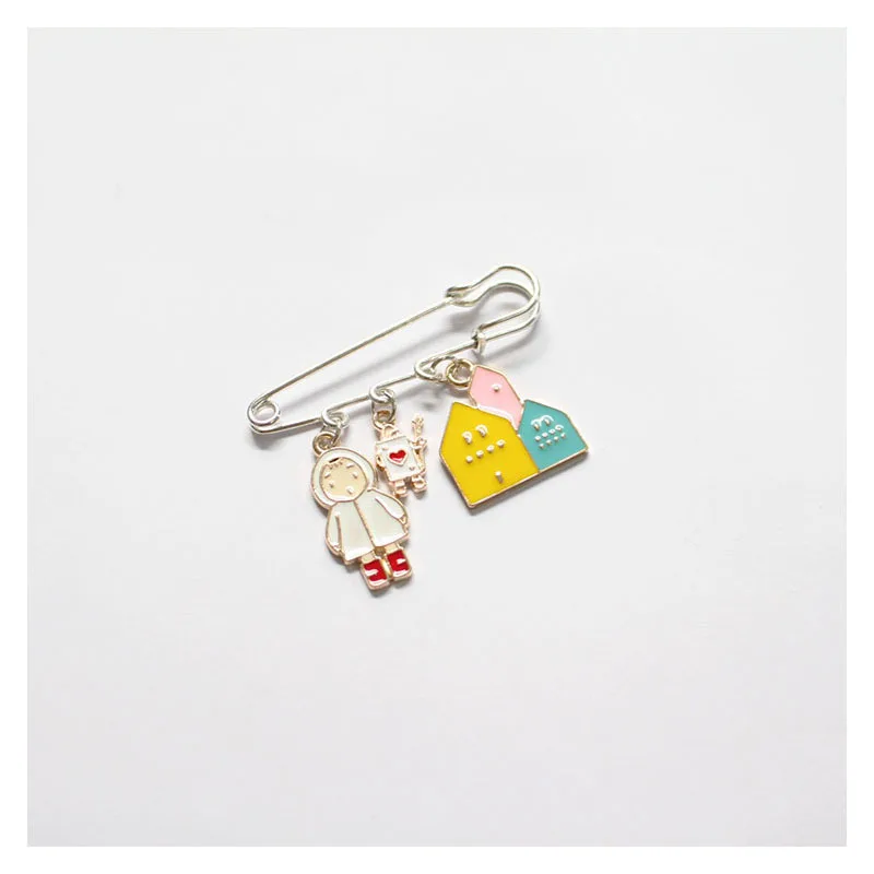 

Cute Japanese Kawaii Cartoon Pendant Brooches Pins Girl Castle Jeans Bag Decoration For Friend