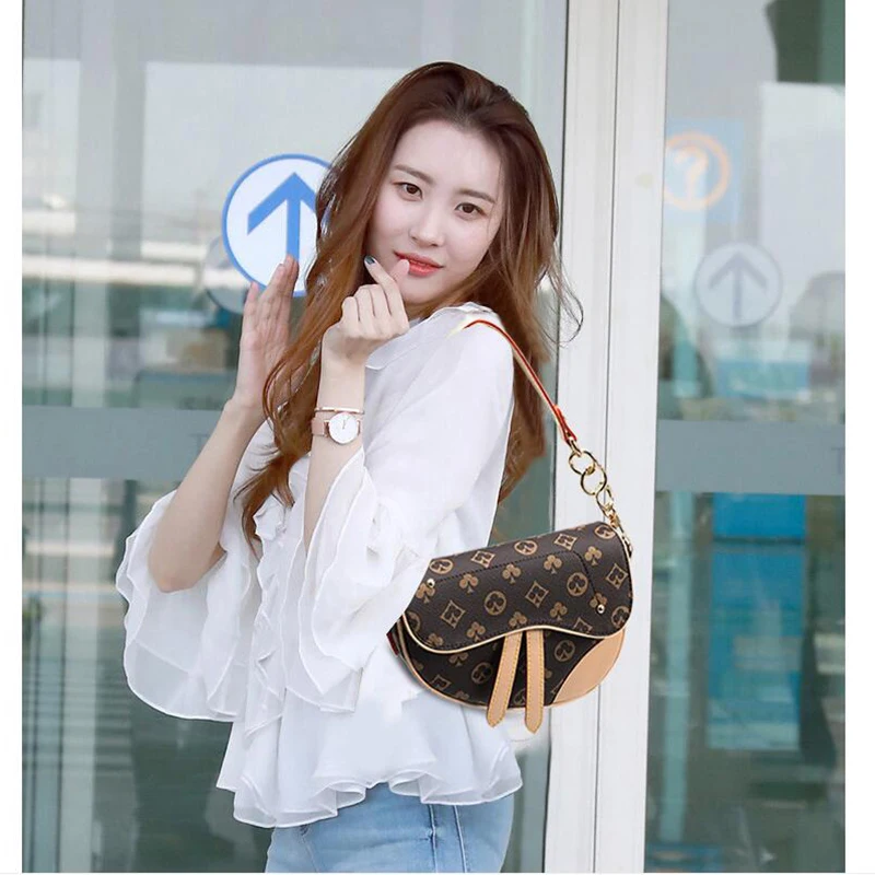

New Presbyopic Retro Female Package Bag European And American Fashion Wave Wild One-Shoulder Women's Messenger Bag