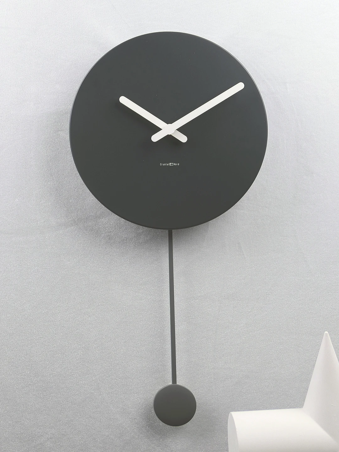 Настенные часы в скандинавском стиле деревянные современные дизайнерские