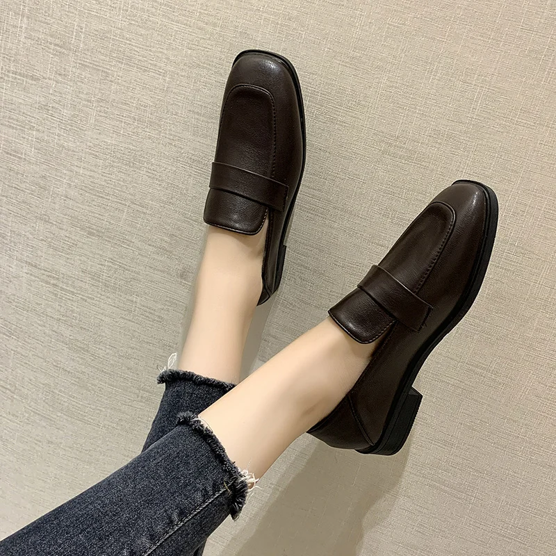 

Moccasin Shoes Oxfords Women's Square Toe Shallow Mouth All-Match Casual Female Sneakers Loafers With Fur Autumn Flats Moccasins