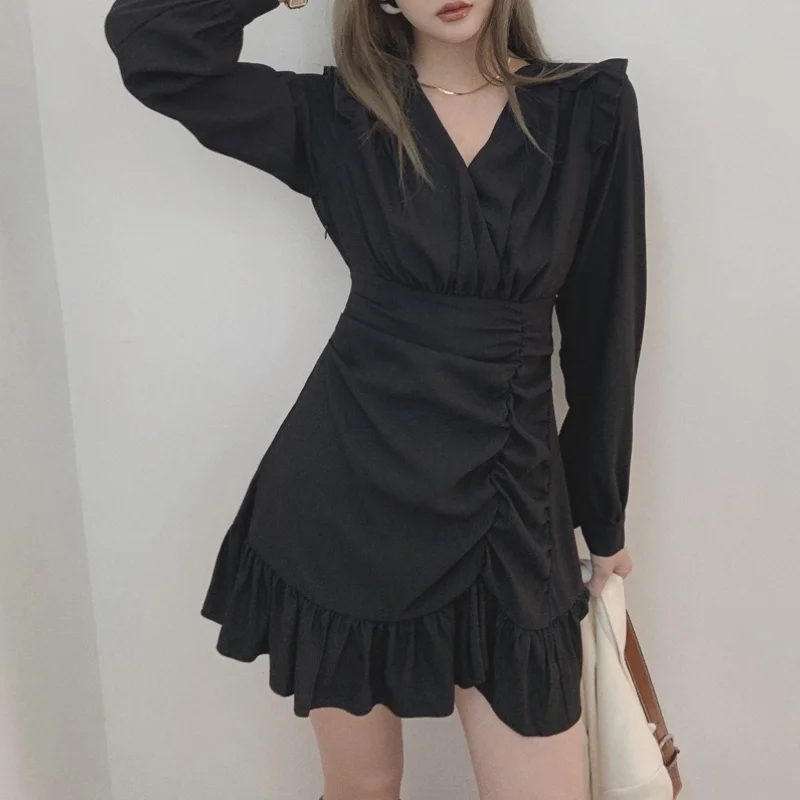 

2021 Spring Fall Women New French Irregular Pleated Sexy Black Dress Female High Waist Slim Body Temperament Solid Color Dress
