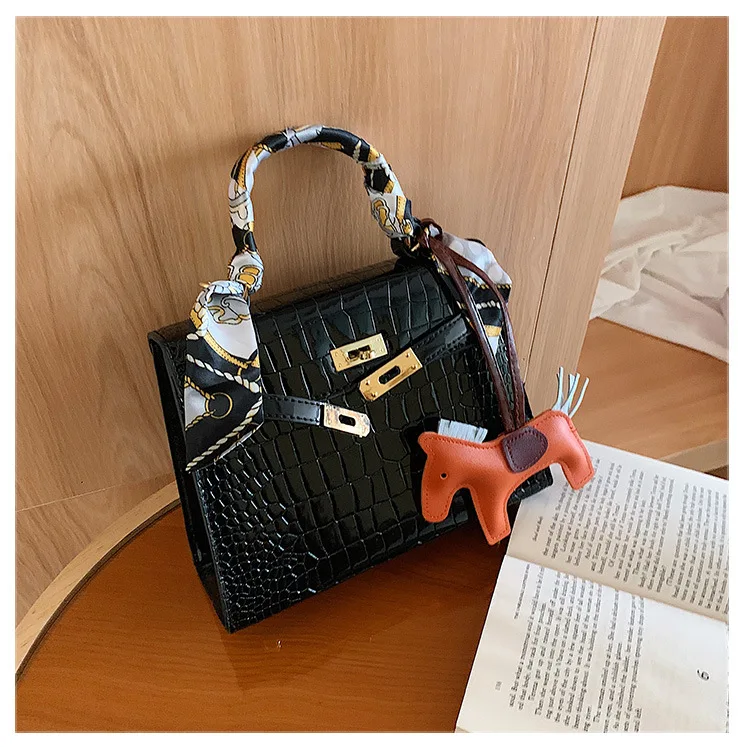 

Women Leather handbag large capacity Woman Casual Tote Bag lady Messenger Shoulder Bag XBA107-XBA110