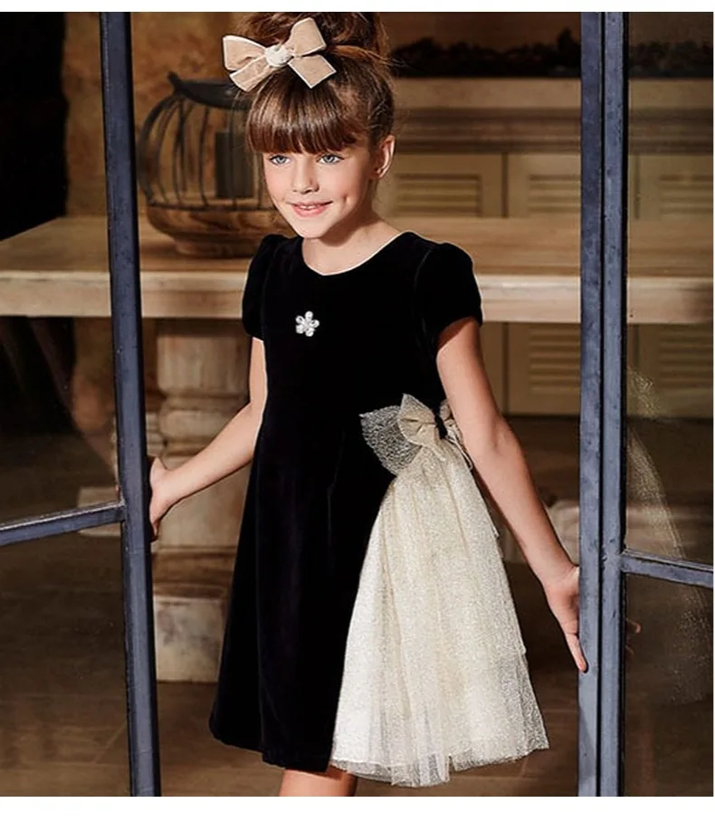 Бархатное платье для девочки цвета шампанского из золотой проволочной сетки с