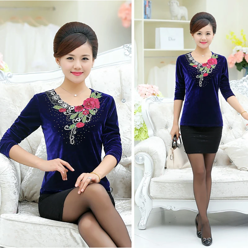 Женская бархатная футболка с вышивкой и круглым вырезом длинным рукавом | одежда