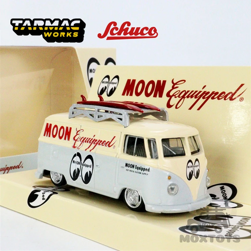 Tarmac Works x Schuco 1:64 VW Tipo II T1 Panel Van Mooneyes con RoofRack y tabla de surf modelo de coche fundido a presi&oacute;n-0
