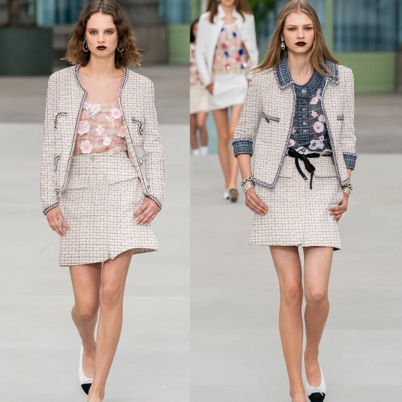 Французский твидовый осенний пиджак и платье розового зеленого цвета материалы