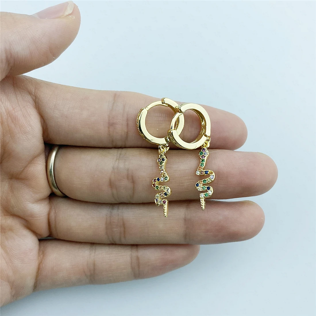 

High-quality Fashionable Snake Rainbow AAA Zircon Earring Suitable for Women/girls Wedding Party Jewelry Party Gift