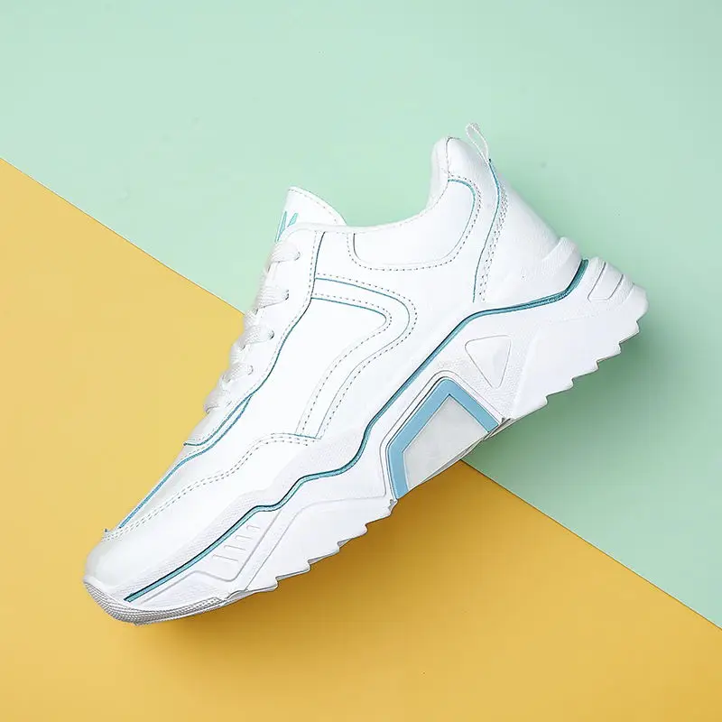 Женская обувь на не сужающемся книзу массивном кроссовки 2020 под платье весну и