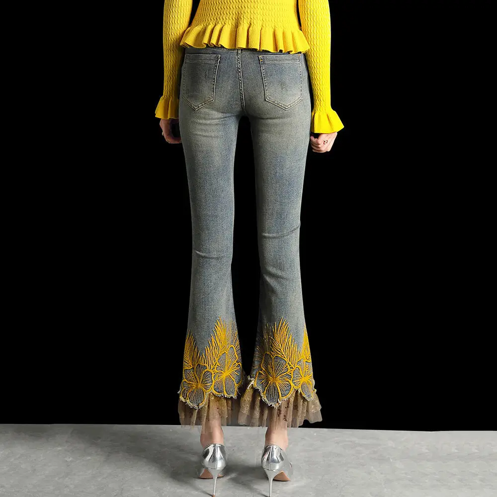 

2021 Winter Autumn Flower Embroidery Skinny Jeans Woman Vintage High Waist Flare Pants Elastic Plus Size Chic Denim Trousers A37