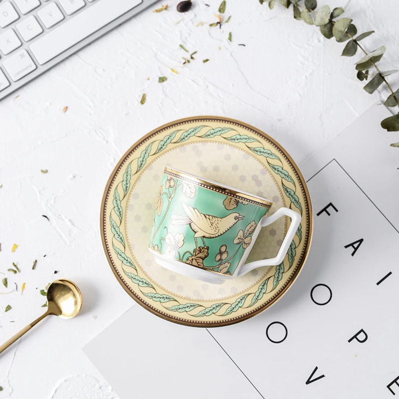 Европейский стиль Королевский Костяной фарфор кофейная чашка с блюдцем