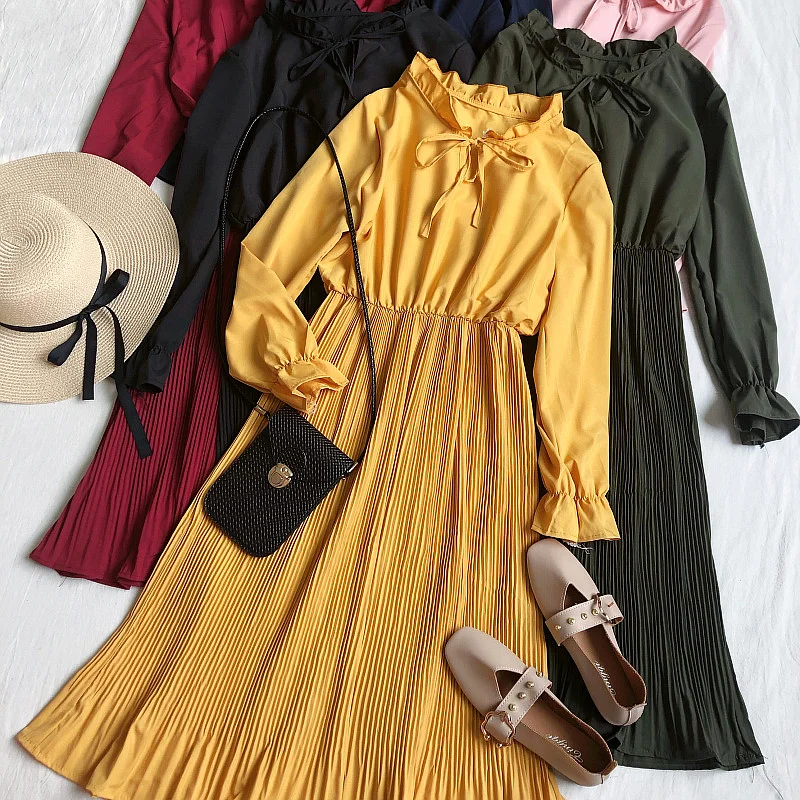 Женское плиссированное платье миди элегантное осеннее с расклешенными рукавами