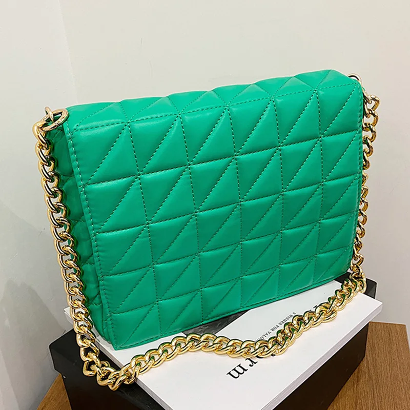 Женские сумочки на плечо с цепочкой зеленые и фиолетовые квадратные из