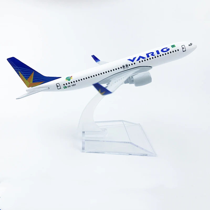 Самолеты масштаба 1:400 16 см модель самолета Боинг B737 бразильская авиакомпании VARIG