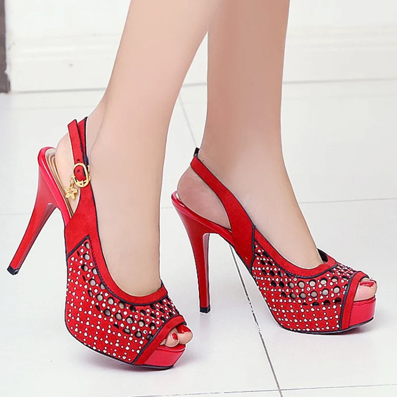 Новинка Женские босоножки Летние туфли Цвет черный красный с открытым носком на