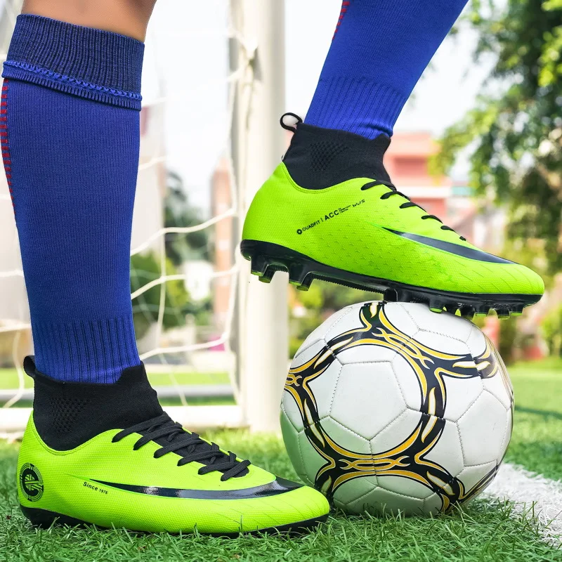 

Kids Football Boots Soccer Cleats Shoes Boys Training Sneakers Men Athletic High Top Sports Chaussures Male Botines De Futbol