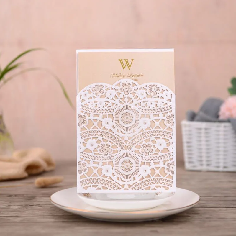 50 шт. Белая лазерная резка для свадьбы Пригласительные карты Кружева Флора