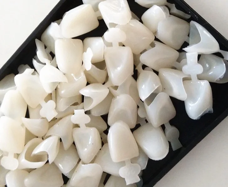 Временная зубная коронка зубы задние передние искусственные из смолы