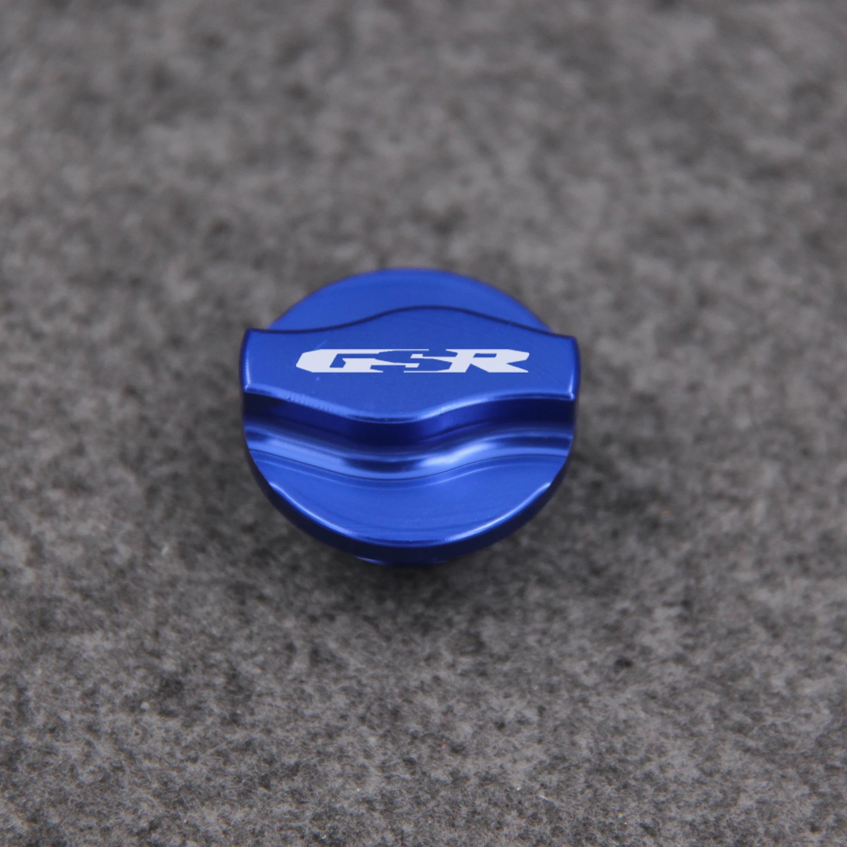 

For Suzuki GSR750 GSR 750 2011-2016 2012 2013 2014 2015 Motorcycle Engine Oil Plug Filler Cover Screw M20*2.5