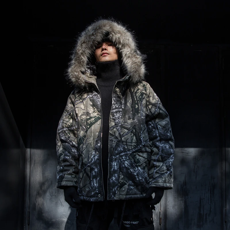 Куртка мужская зимняя ветрозащитная с меховым воротником хлопковой подкладкой |