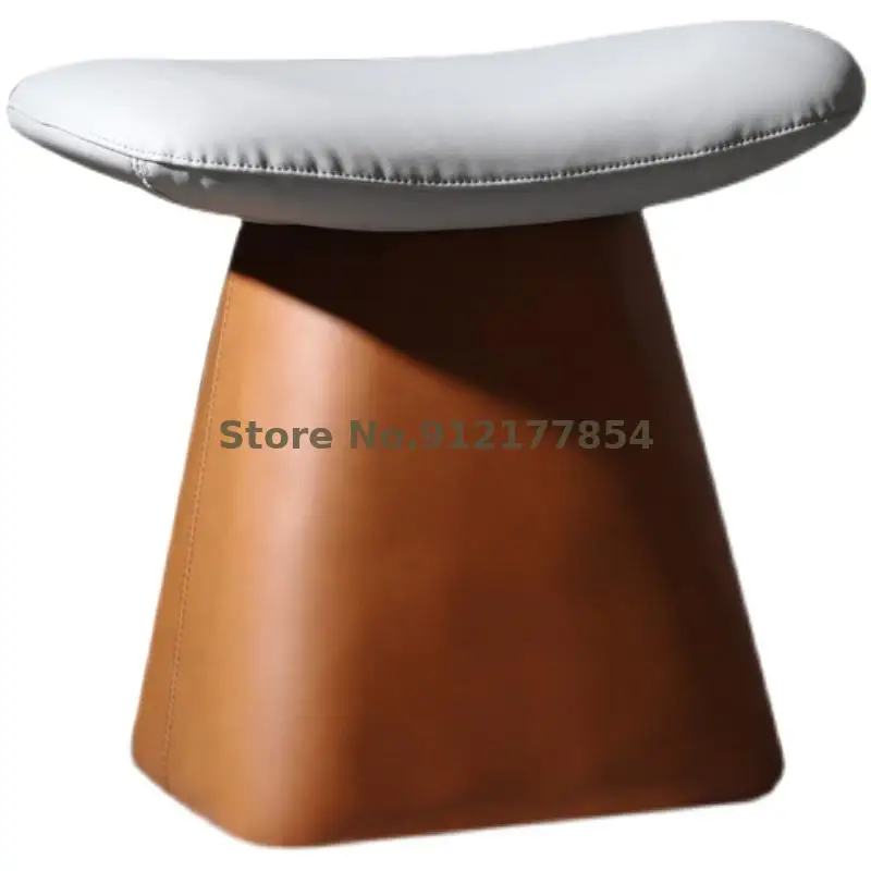 Скандинавский туалетный табурет из кожи одноразовый для смены обуви итальянский
