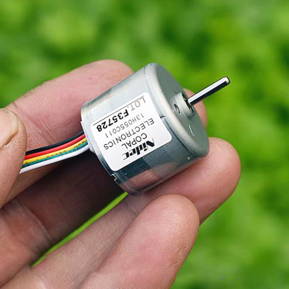 Миниатюрный бесщеточный двигатель Nidec постоянный ток 12 В 6200 об/мин Встроенный