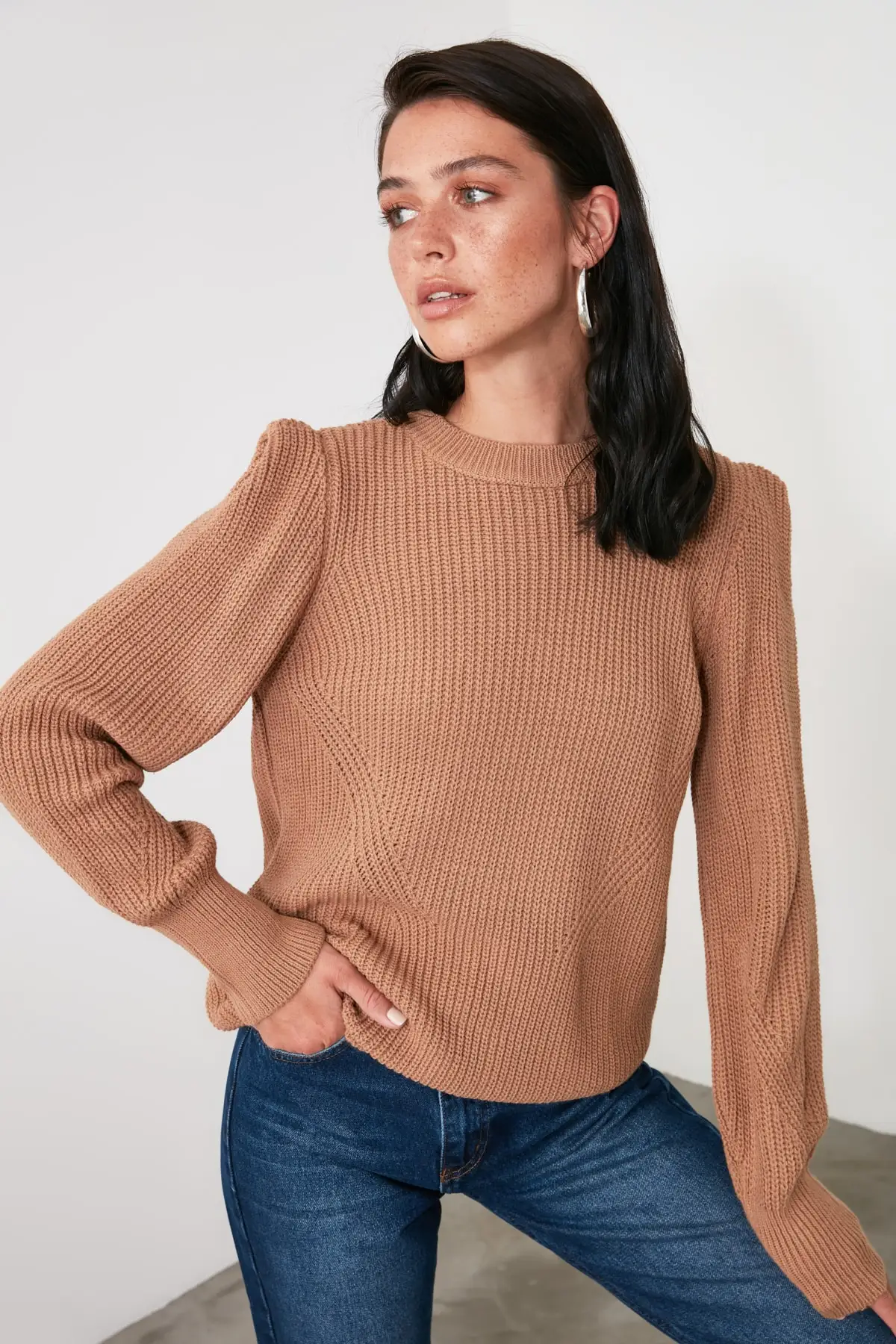 

Trendyol Shoulder Shirred Knitwear Sweater TWOAW21KZ2162