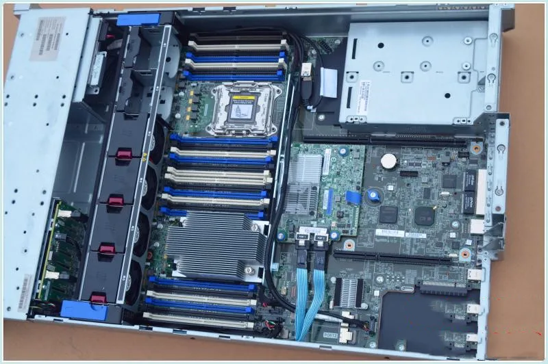 

Подходит для материнской платы HP DL360 380 DL388G9 Gen9 775400-001 783225 782565-001