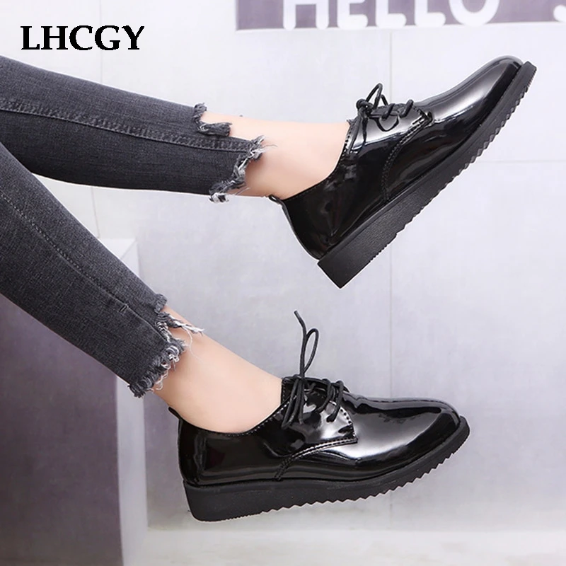 Большие размеры 34-43 женские туфли-оксфорды туфли на шнуровке из лакированной