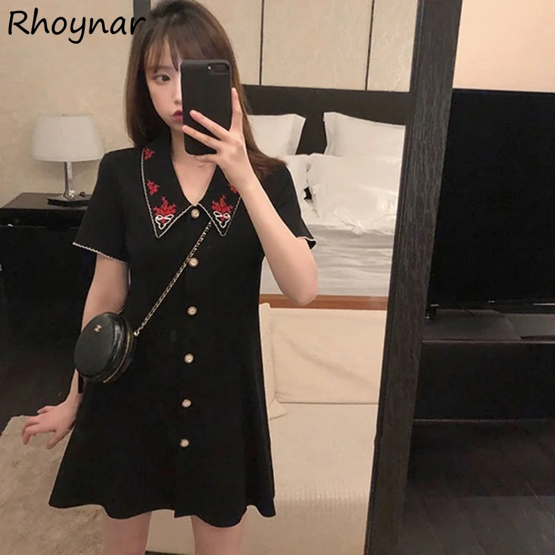 

Женское винтажное платье с коротким рукавом и вышивкой