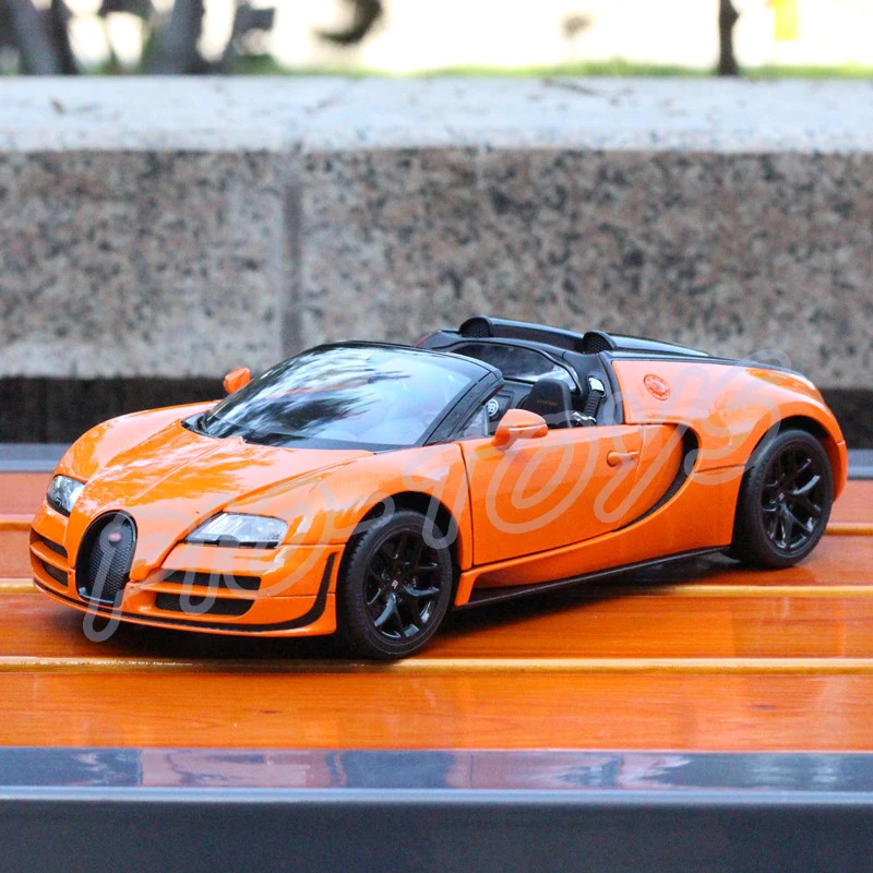 Подарок на Новый год большая металлическая модель Vitesse 1/18 Коллекционная