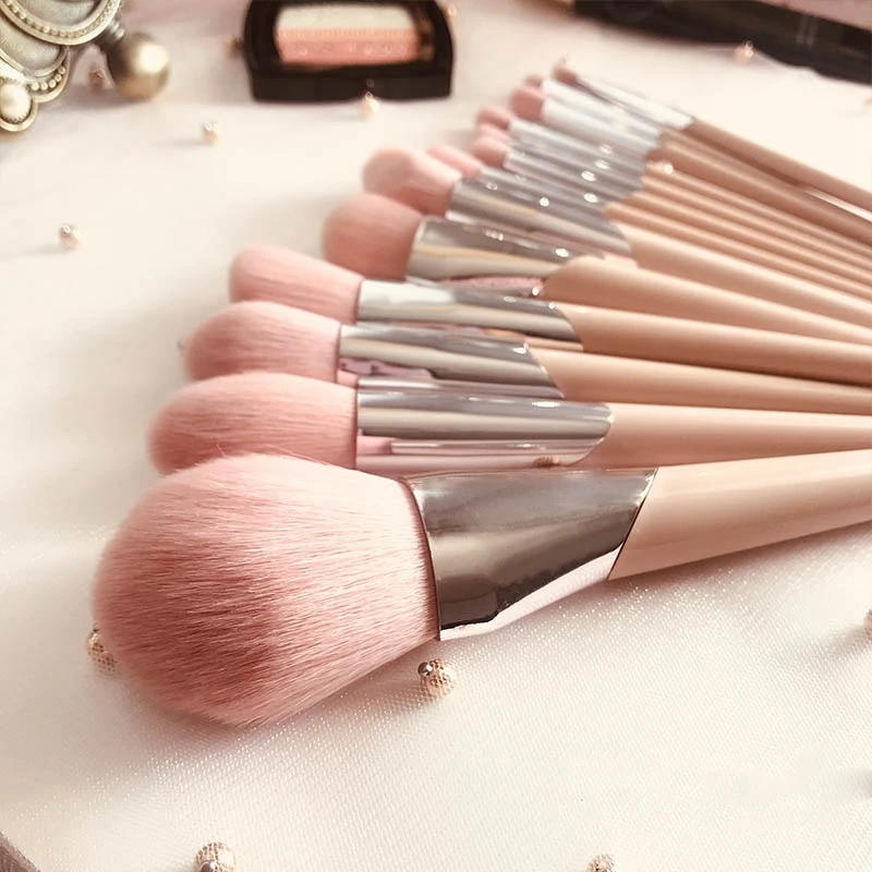 

1 Set of 16 Girly Nude Pink Makeup Brush Sets, Plus Storage Bag, Easy to Use