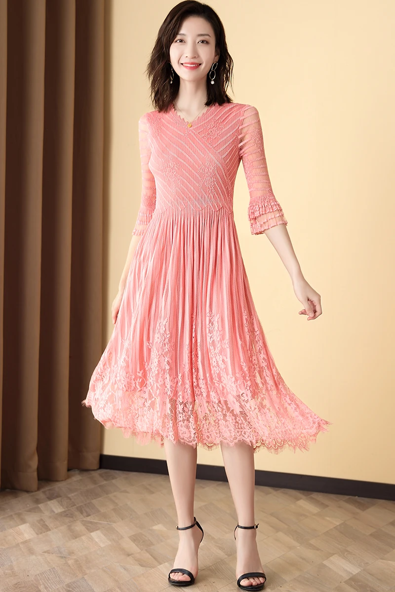 

Plus Size Dress Women Spring Summer 2020 Solid Color Miyake Pleated V Neck Three Quarter Sleeve Lace Dress Midi