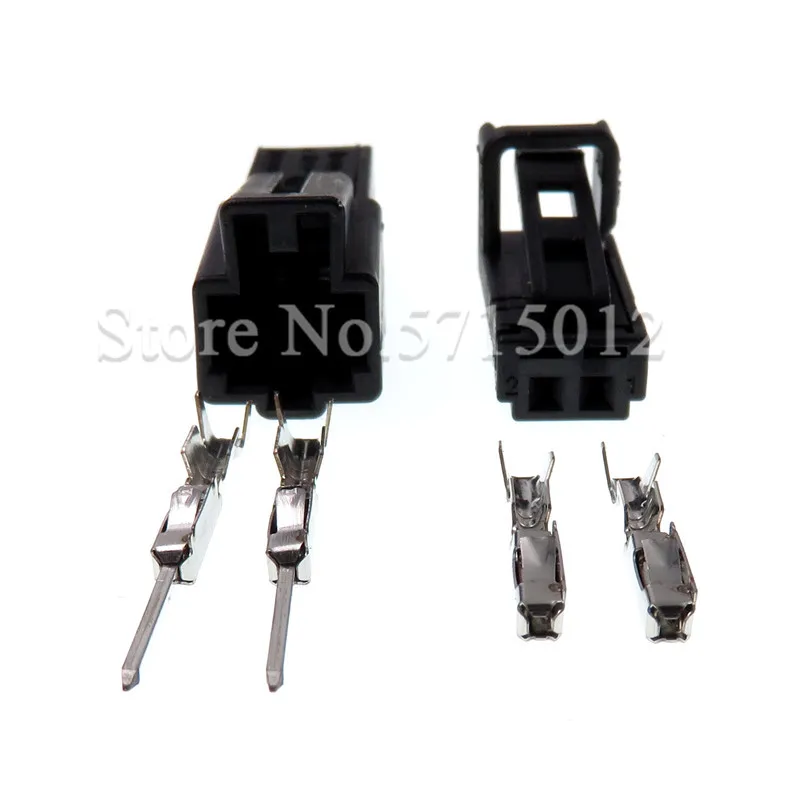 Разъем для внутренней светодиодной лампы с 2 отверстиями 4B0971832 / 4B0 971 832 4E0 972 575