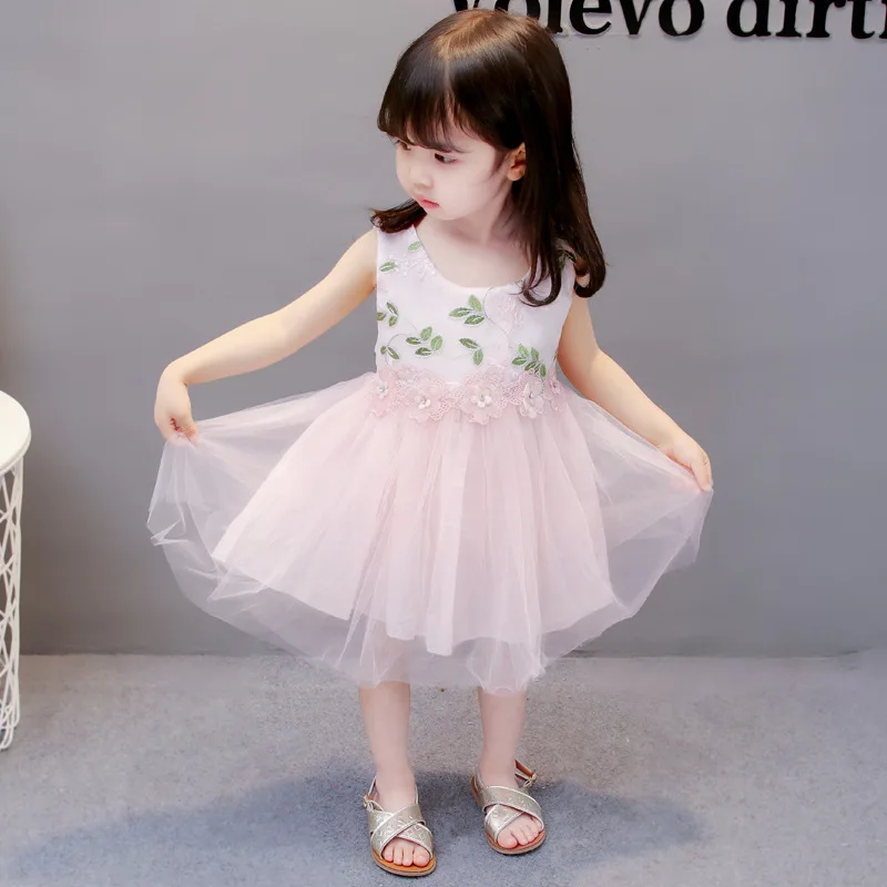 Одежда для девочек 2020 Новое Кружевное платье модное летнее с цветочным принтом